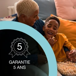 Epson Lifestudio Pop Plus EF-62N, Projecteur portable qualitatif, Sound by Bose, Google TV, 4K Pro UHD, Utilisation en intérieur/extérieur, Garantie de 5 ans*